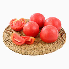 编织板上的西红柿