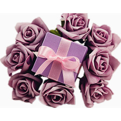 紫色礼物盒和玫瑰花
