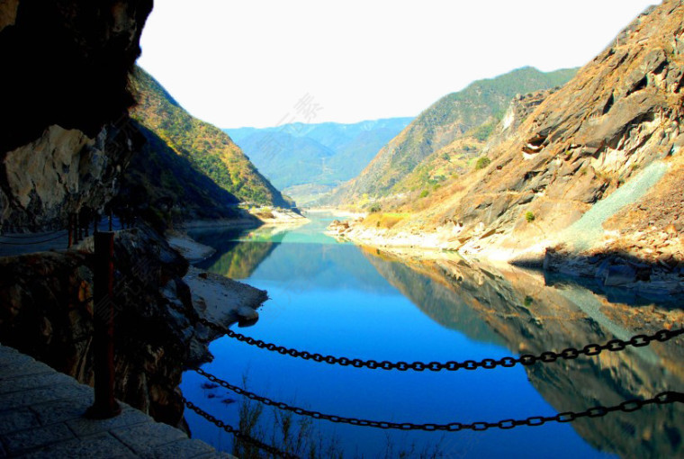 云南玉龙虎跳峡风景五