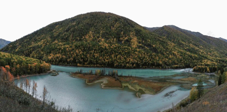 阿勒泰景区驼颈湾