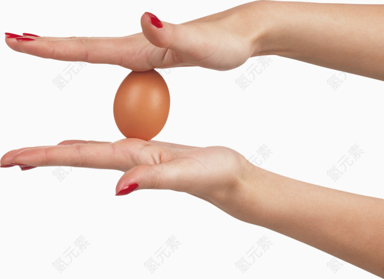 双手夹着的鸡蛋