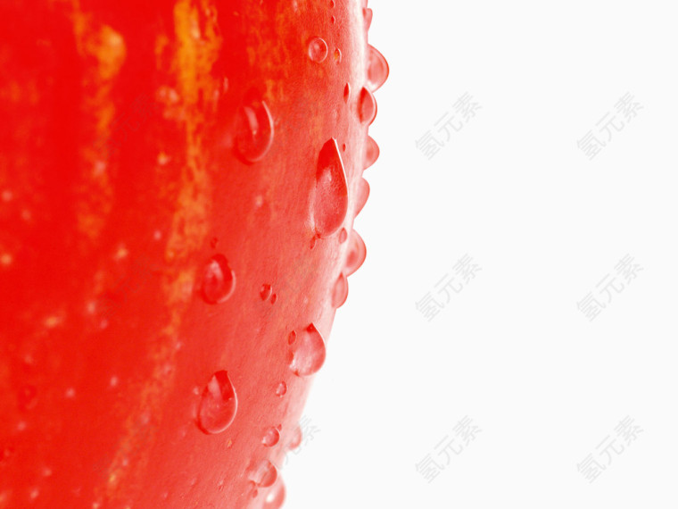 带水珠的番茄表面