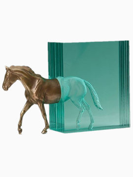 玻璃中走出来的马