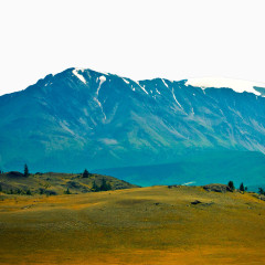 新疆景区阿尔泰山