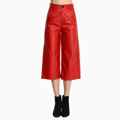 红色喇叭型皮裤
