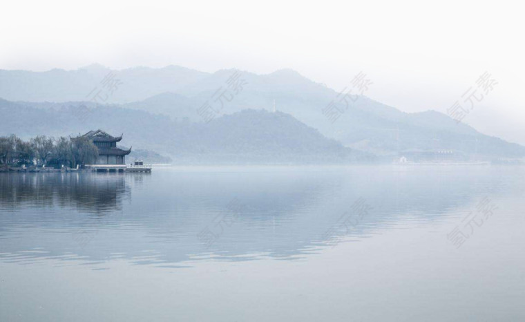 蓝色梦幻水墨湖