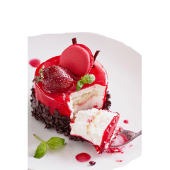 草莓马卡龙巧克力蛋糕