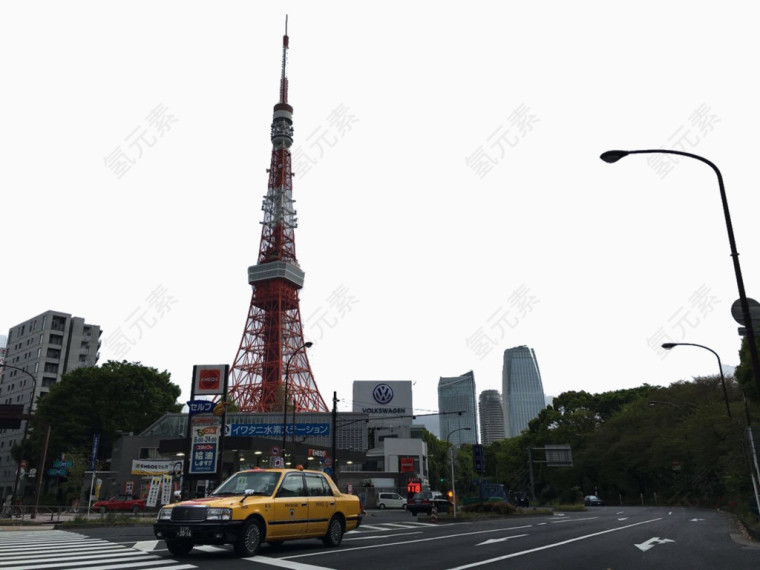 屹立在日本街头的东京塔