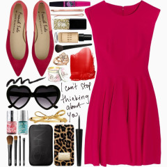枚红色连衣裙和配饰