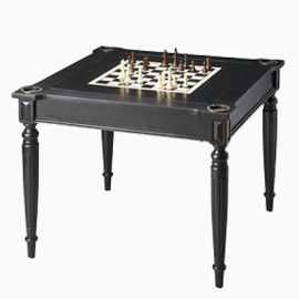 黑白色国际象棋桌子