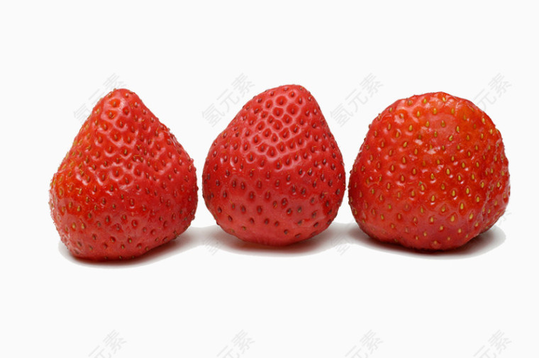 三粒草莓