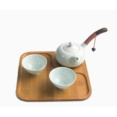 木质杯垫白瓷茶壶茶杯