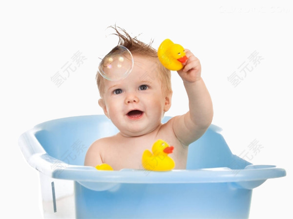 洗澡玩泡泡的小男孩