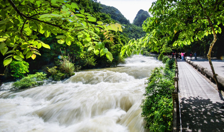 小七孔旅游