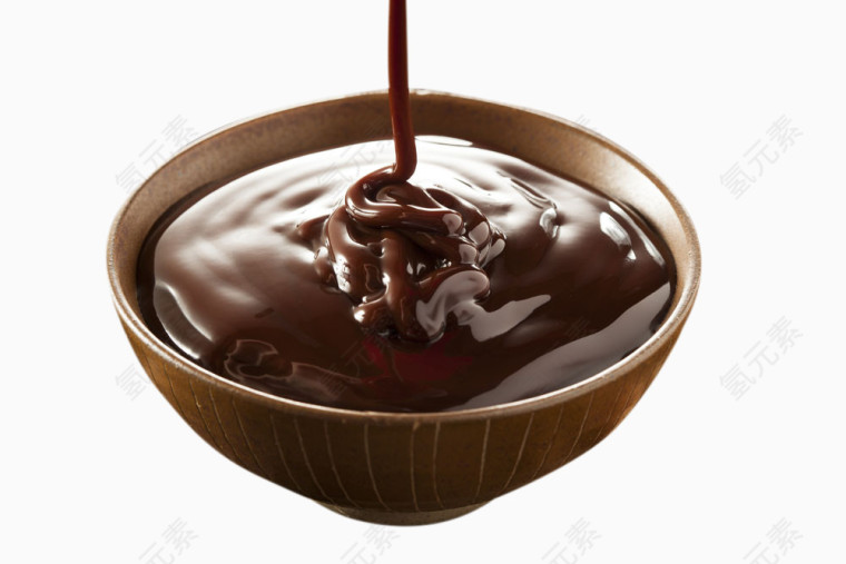 瓷碗中的巧克力酱
