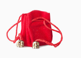 红色系绳的红袋子