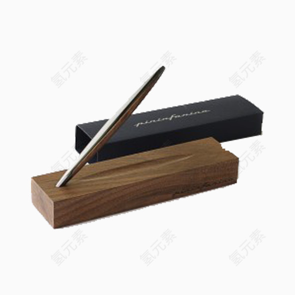 木质的笔盒和笔