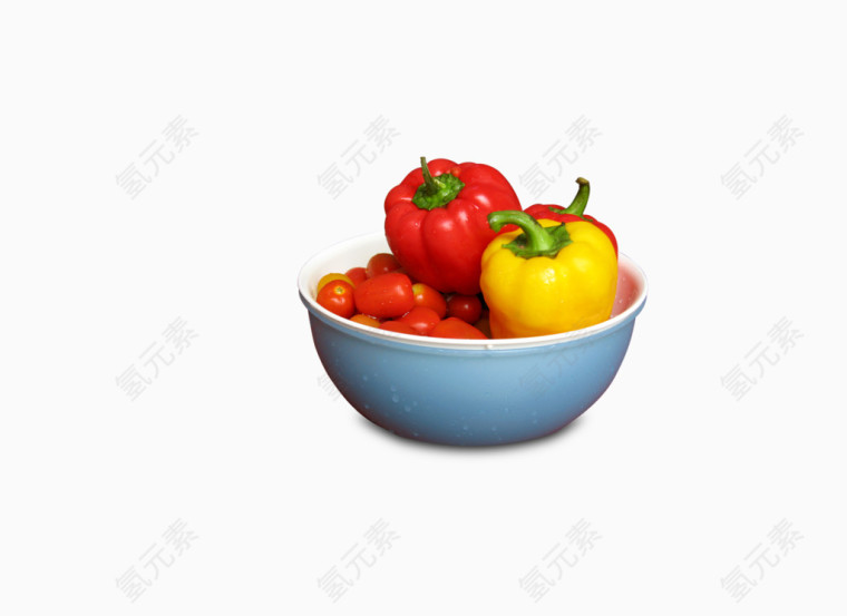 碗中的辣椒和水果