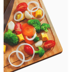 砧板上的蔬菜