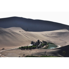 鸣沙山月牙泉