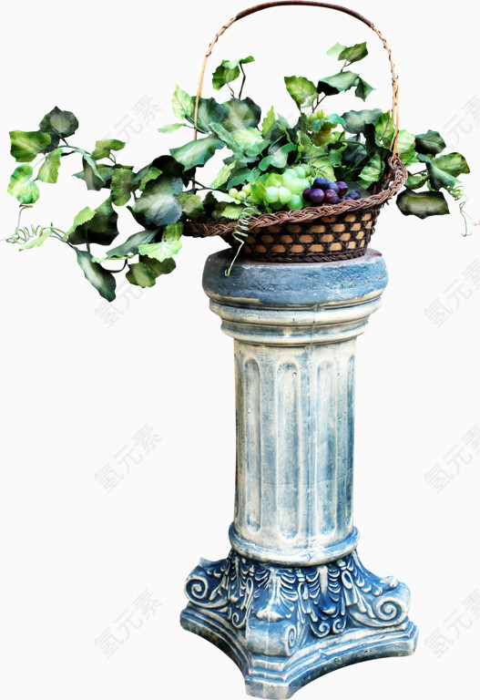 陶瓷柱上的花篮
