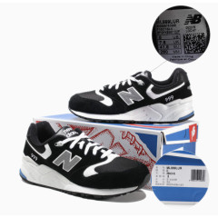 New Balance休闲鞋