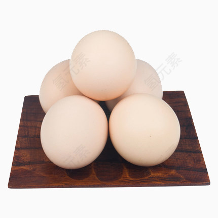 菜板上的鸡蛋
