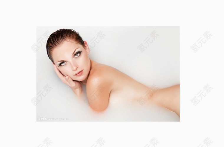 美女洗澡图片素材