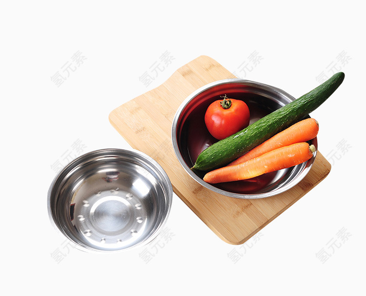 厨房里洗好的蔬菜