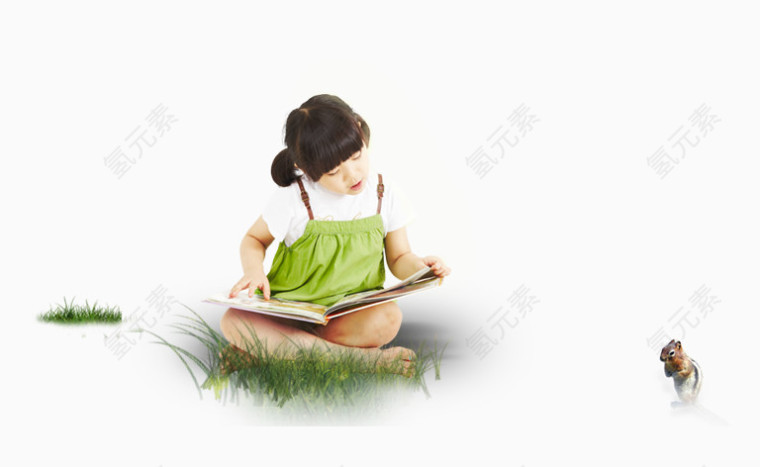 草地中看书的孩子