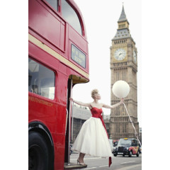英国伦敦大本钟红色巴士与美女